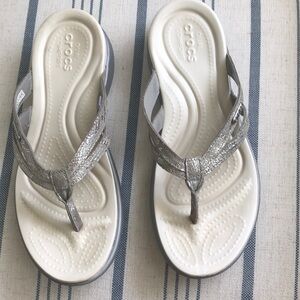 CROCS Capri V Flip Flop Sandals